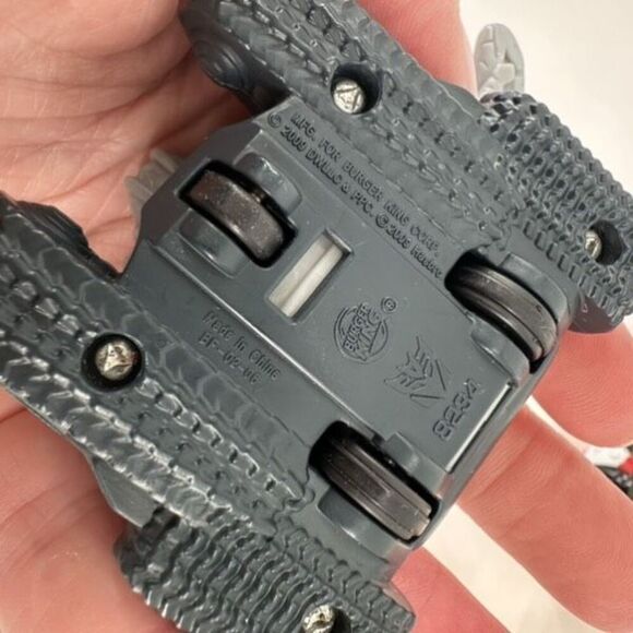 McDonald’s Burger King Wendy’s Kids Meal Toy Figurine Lot Mole Rat Snail Squirre - Picture 12 of 12